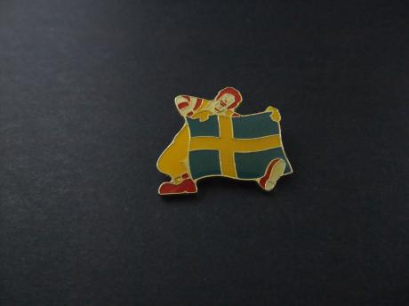 McDonalds Zweden met Zweedse vlag